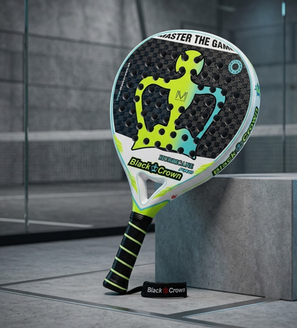Black Crown Hurricane Pro padel racket