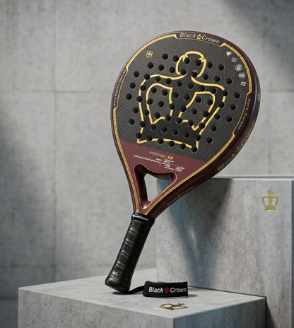 Black Crown Piton 13 padel racket